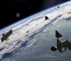 Thales investit dans un projet de constellation de 60 petits satellites Thales-140318