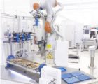 Thales Alenia Space passe au robot collaboratif pour l’assemblage en électronique Thales-091117